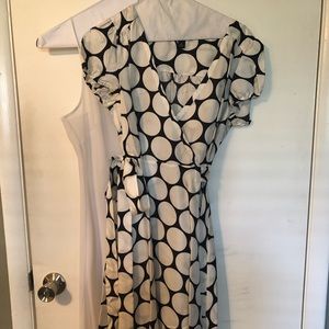 Banana Republic circle design wrap dress